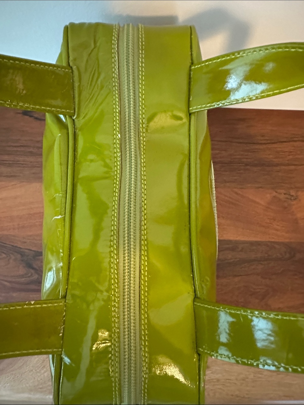 GUCCI Olive Green Patent Leather Handbag - Authentic - EUC - Picture 6 of 14